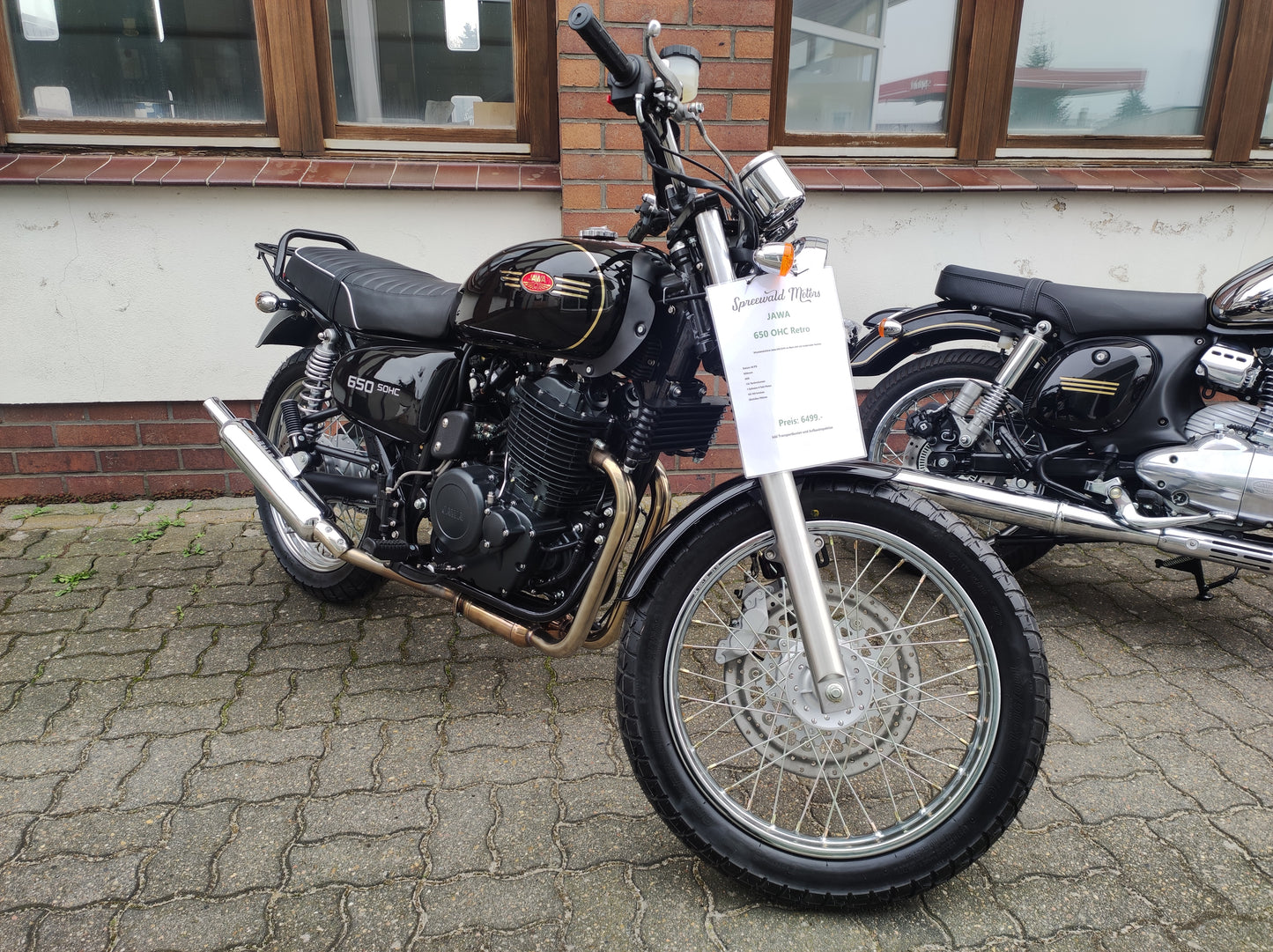 Jawa 650 OHC Sport Schwarz oder Jawa 650 OHC Retro